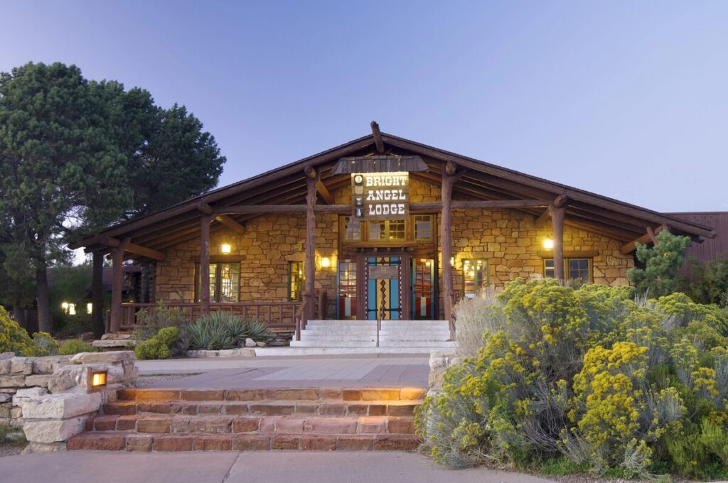 מלון Bright Angel Lodge